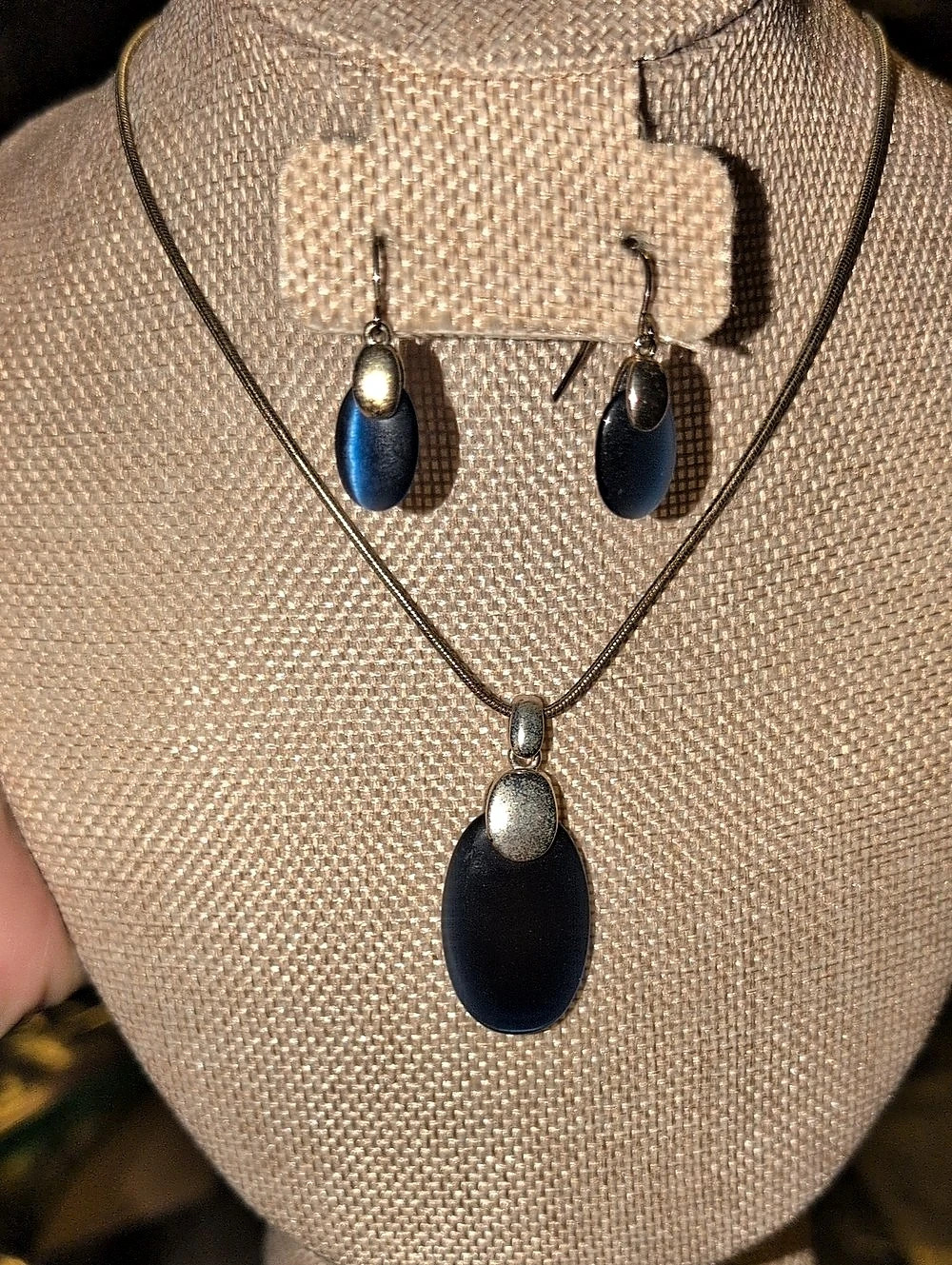Vintage Blue Pendant Necklace & Earrings
